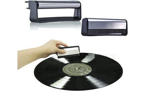 SPAZZOLINA PULISCI VINILE