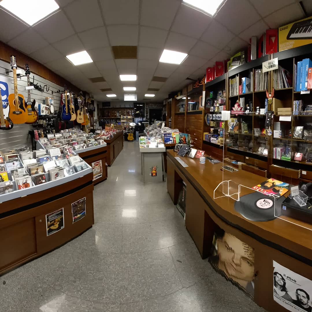 foto-vetrina-31-03-2021-1